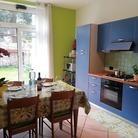 La Casa Di Marzia Daire Bardolino Dış mekan fotoğraf